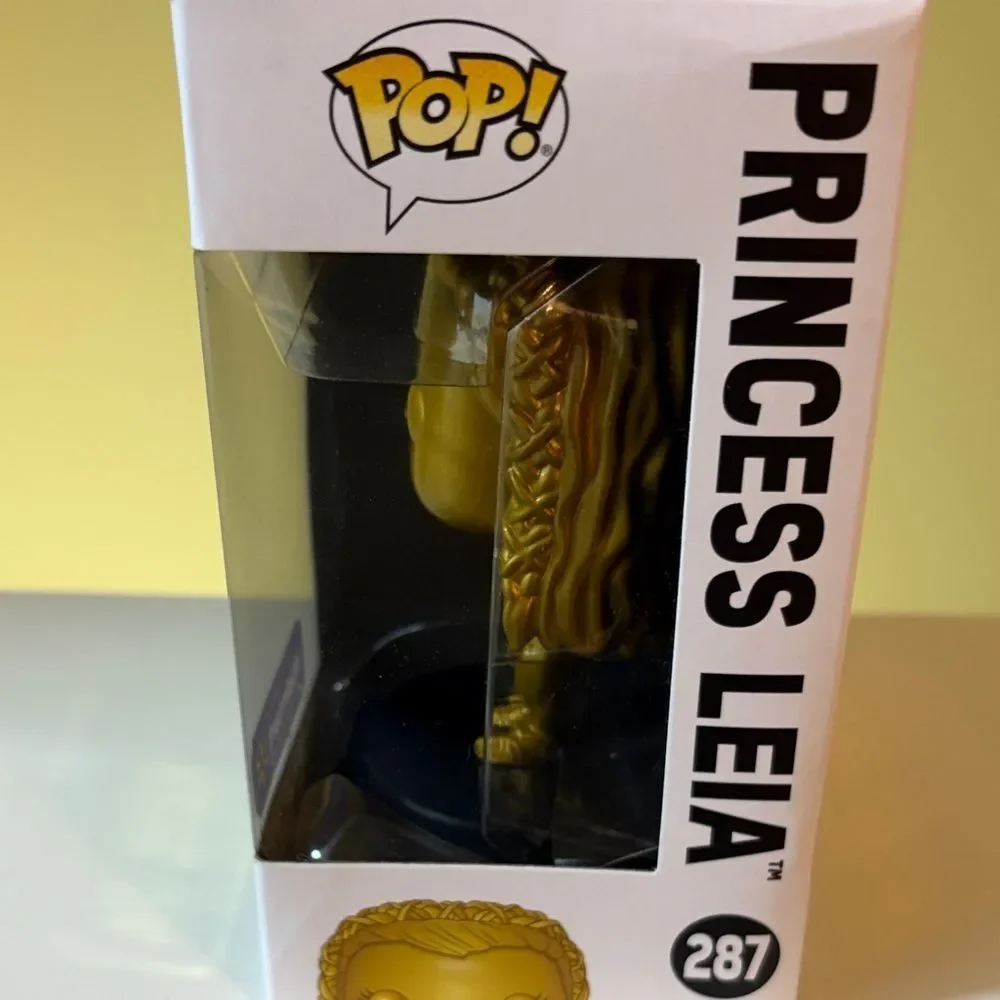 Funko Star Wars Princess Leia Gold Figure